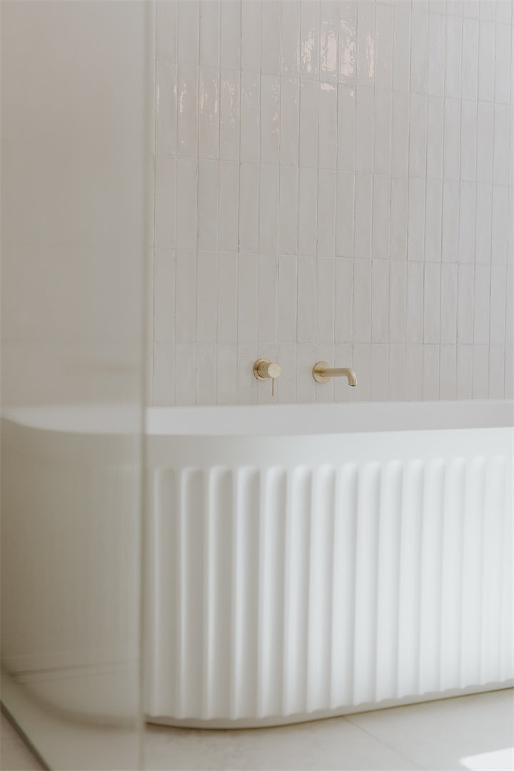 MECCA BASIN/BATH SPOUT ONLY 120/160/185/230/260MM BRUSHED GOLD