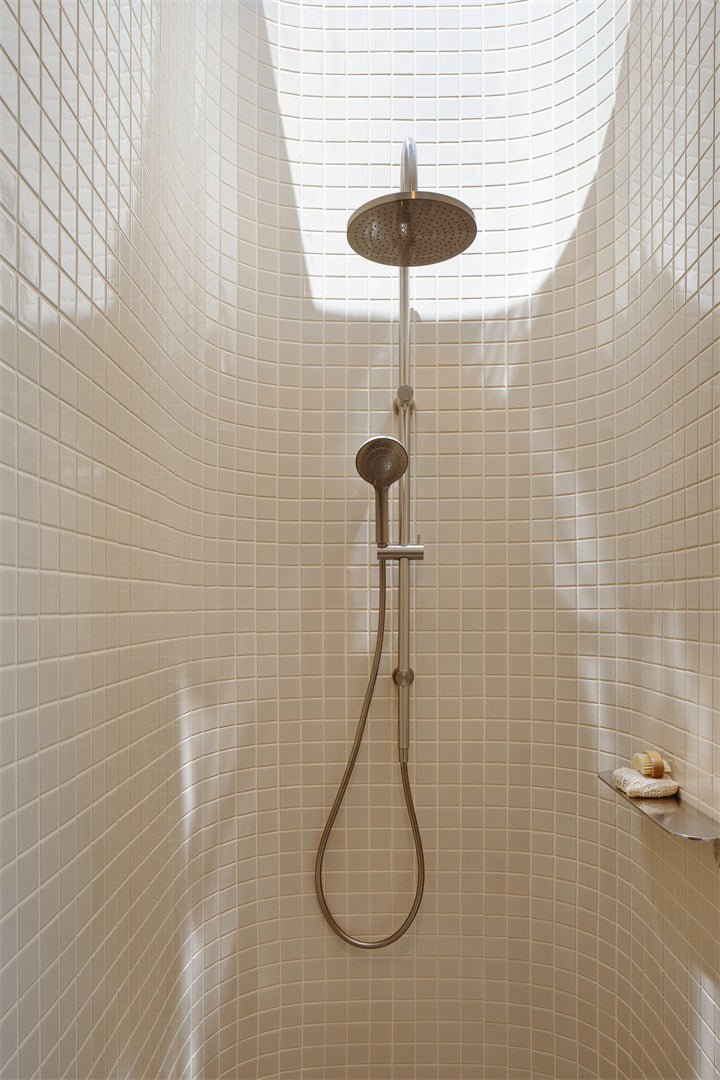 MECCA TWIN SHOWER WITH AIR SHOWER BRUSHED NICKEL