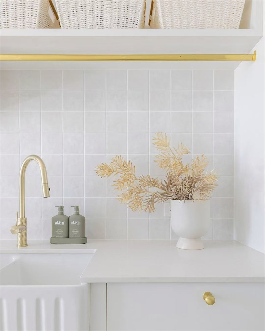 MECCA PULL OUT SINK MIXER WITH VEGIE SPRAY FUNCTION BRUSHED GOLD