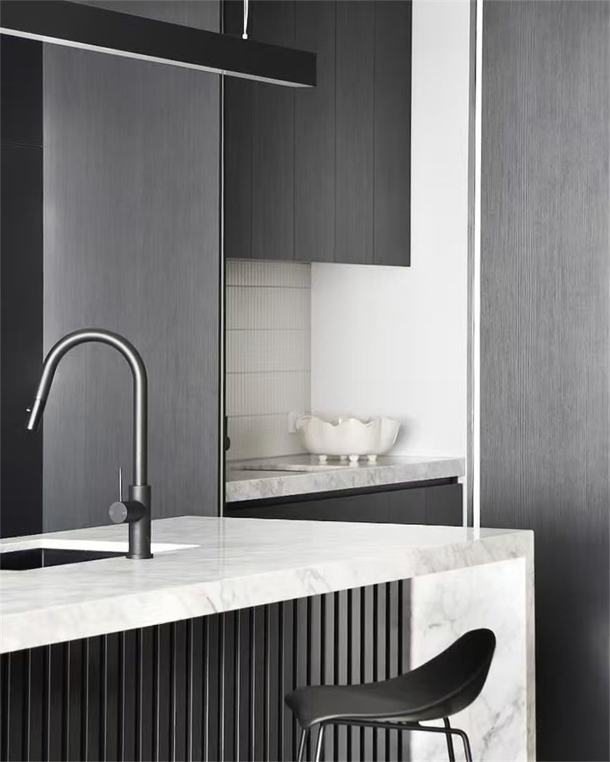 MECCA PULL OUT SINK MIXER WITH VEGIE SPRAY FUNCTION MATTE BLACK