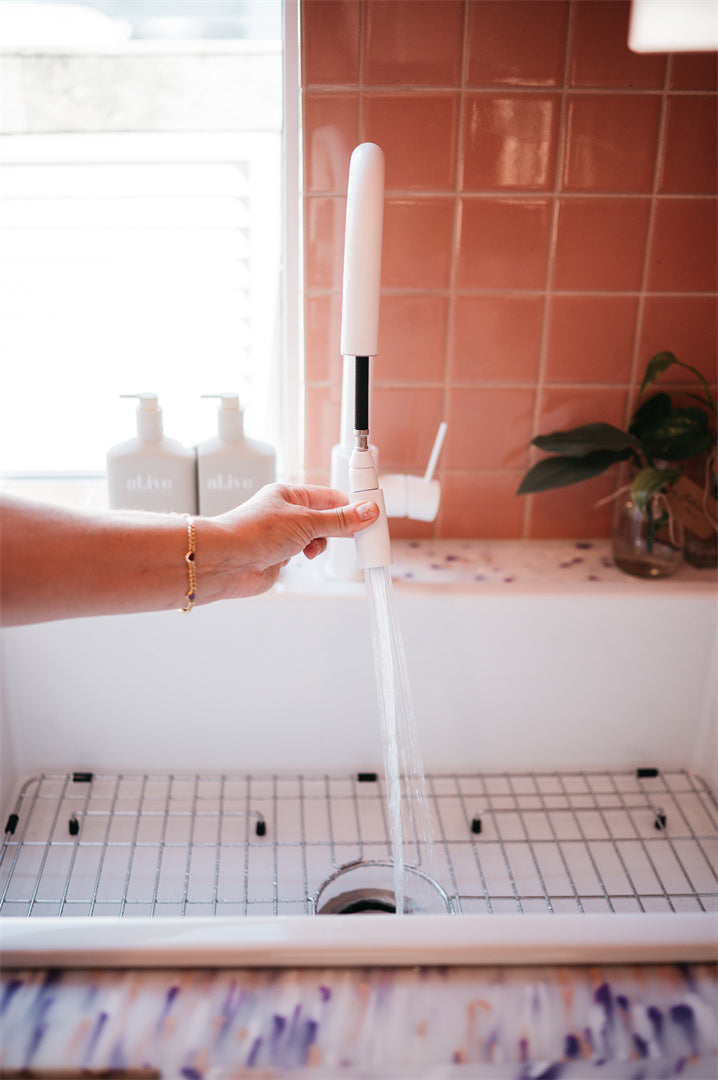 MECCA PULL OUT SINK MIXER WITH VEGIE SPRAY FUNCTION MATTE WHITE