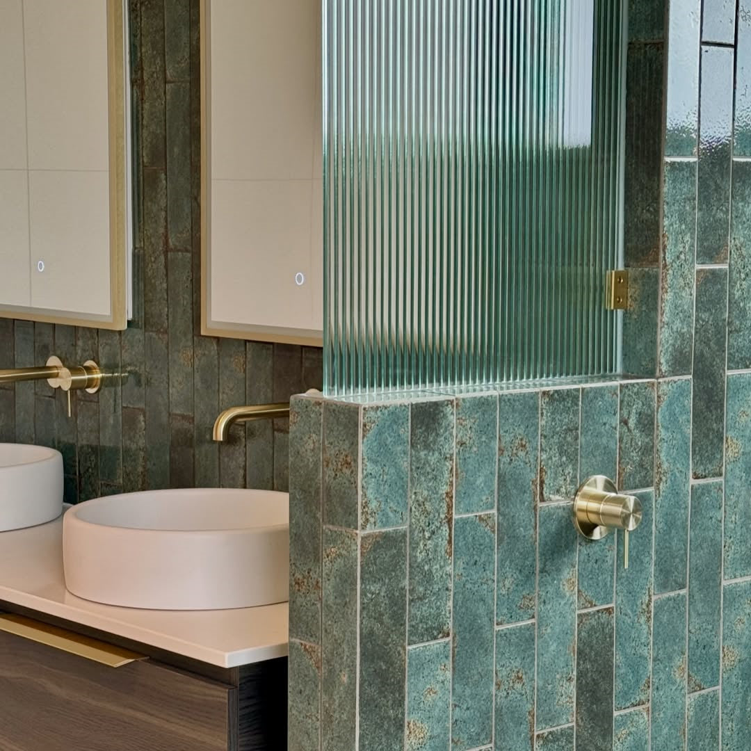 MECCA SHOWER MIXER 80MM PLATE BRUSHED GOLD