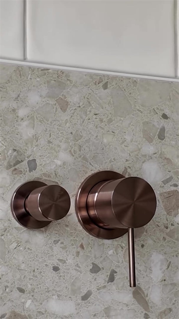 MECCA SHOWER MIXER WITH HORIZONTAL 2 WAY DIVERTOR BRUSHED BRONZE