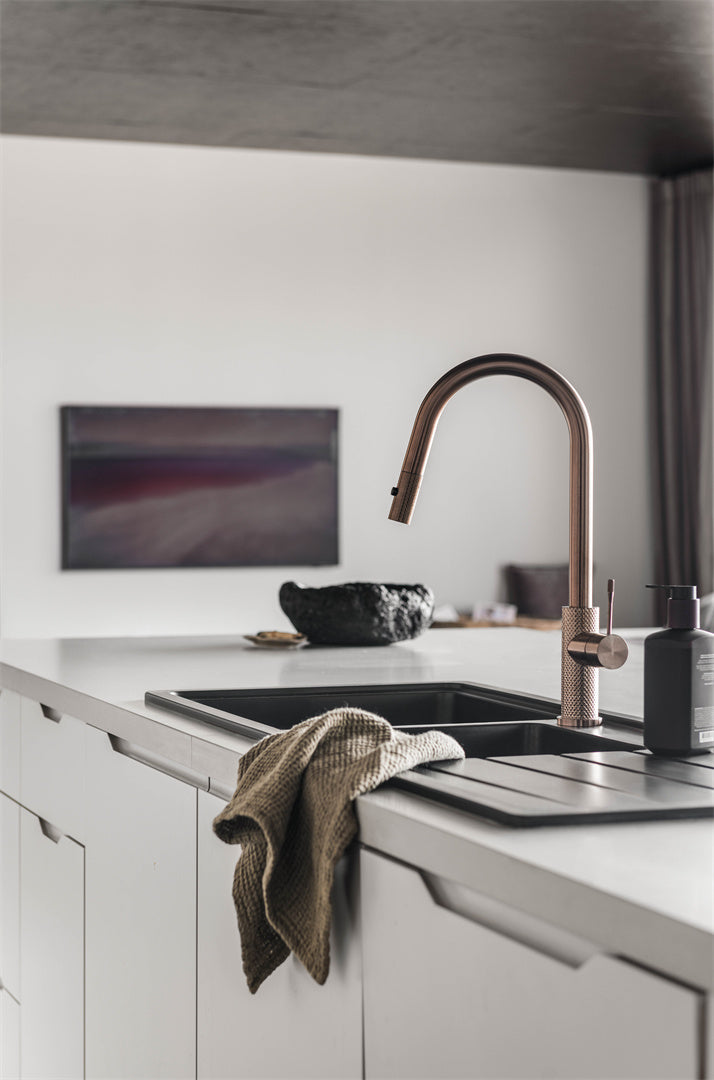 OPAL PULL OUT SINK MIXER WITH VEGIE SPRAY FUNCTION BRUSHED BRONZE