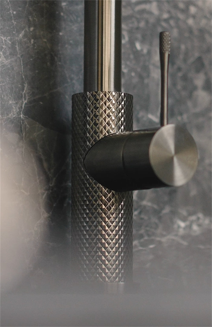 OPAL PULL OUT SINK MIXER WITH VEGIE SPRAY FUNCTION GRAPHITE (NR251908GR)