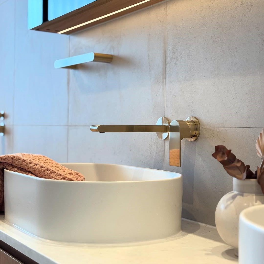 BIANCA WALL BASIN/BATH MIXER SEPARATE BACK PLATE 187/230MM BRUSHED GOLD