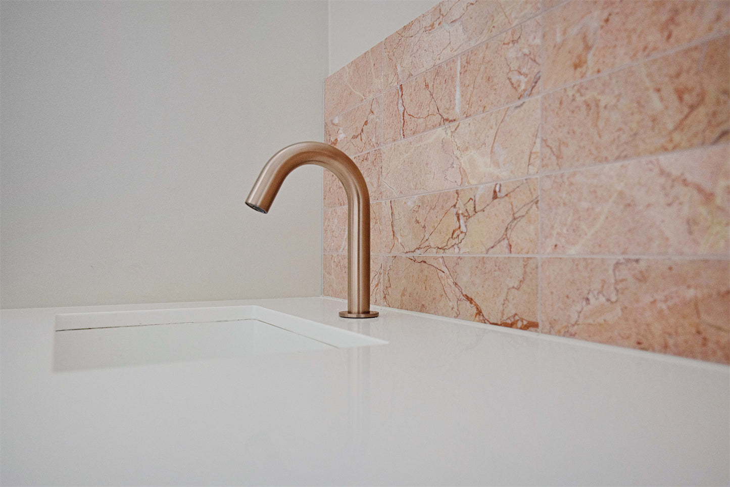 MECCA SENSOR TAP BRUSHED BRONZE