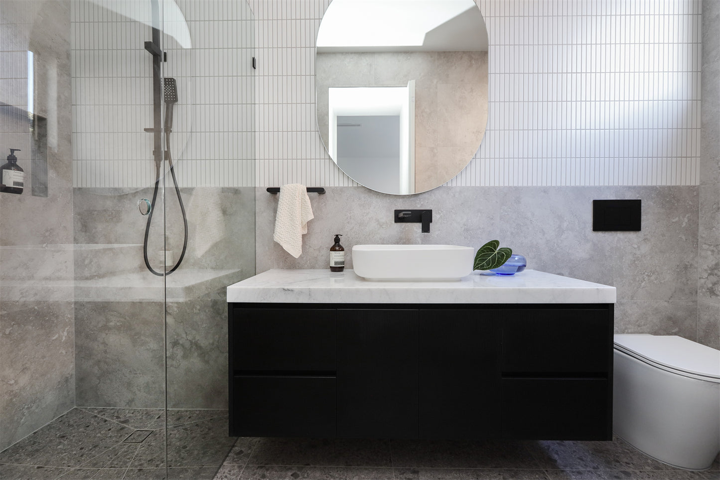 BIANCA HAND TOWEL RAIL MATTE BLACK