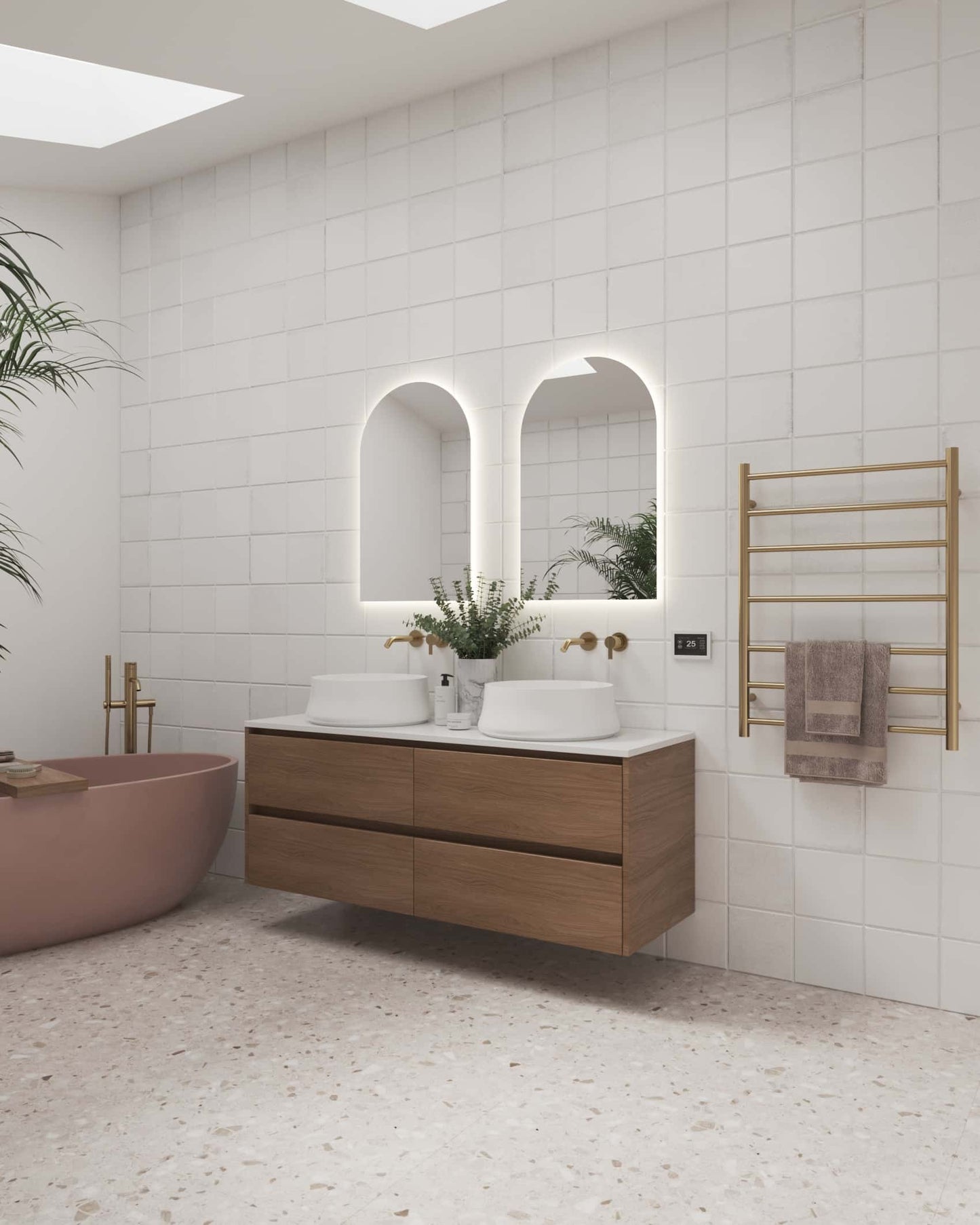 SR44MBB Brushed Brass Round Ladder Heated Towel Rail
