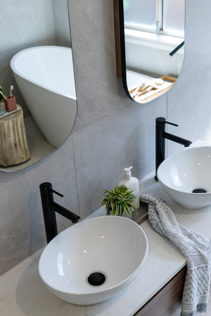 ROUND TALL BASIN MIXER