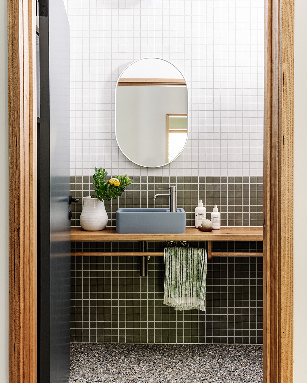 Shelf 01 Basin (Powder Blue)
