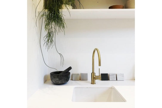Cuisine 46 x 46 Inset / Undermount Fine Fireclay Gloss White Sink