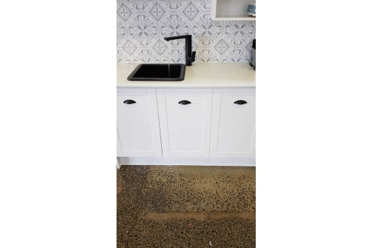 Cuisine 46 x 46 Inset / Undermount Fine Fireclay Matte Black Sink