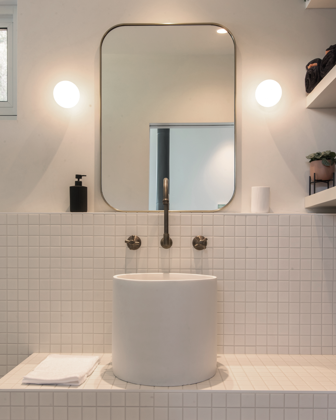 Millie Basin (Ivory)