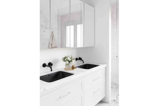 Fino Large 55 x 41 Under Counter Fireclay Basin - Matte black