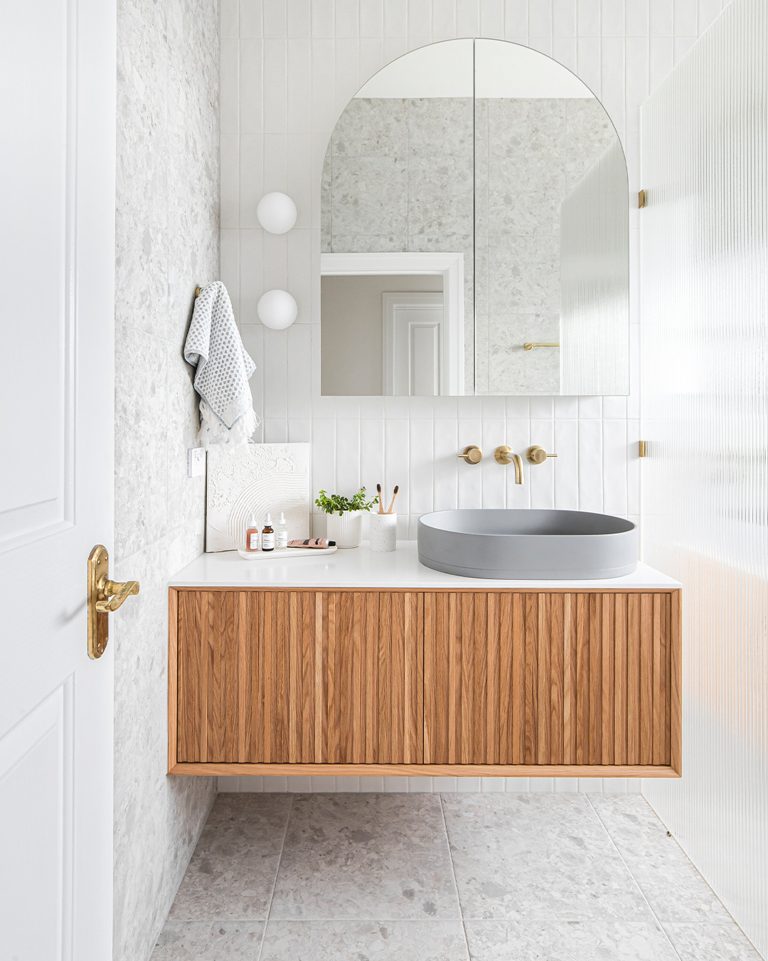 Pill Basin (Sky Grey)