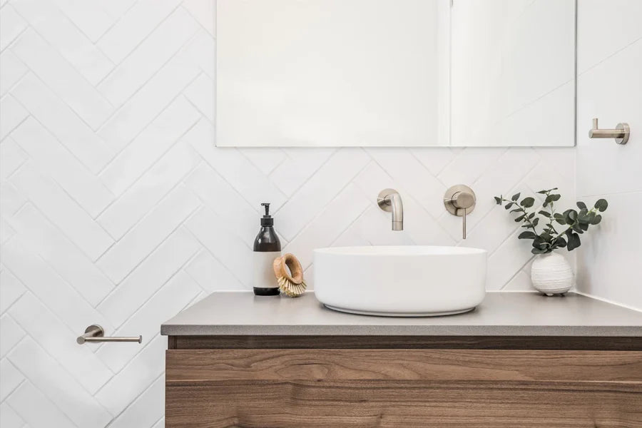 ROUND PADDLE TALL BASIN MIXER