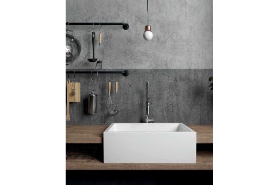 Patri 75 x 46 Fine Fireclay Single Bowl Farmhouse Butler Sink