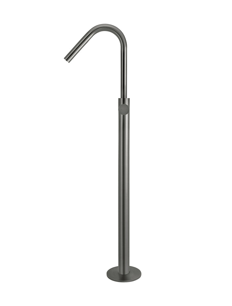 ROUND PINLESS FREESTANDING BATH SPOUT AND HAND SHOWER