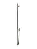 ROUND HAND SHOWER ON RAIL COLUMN