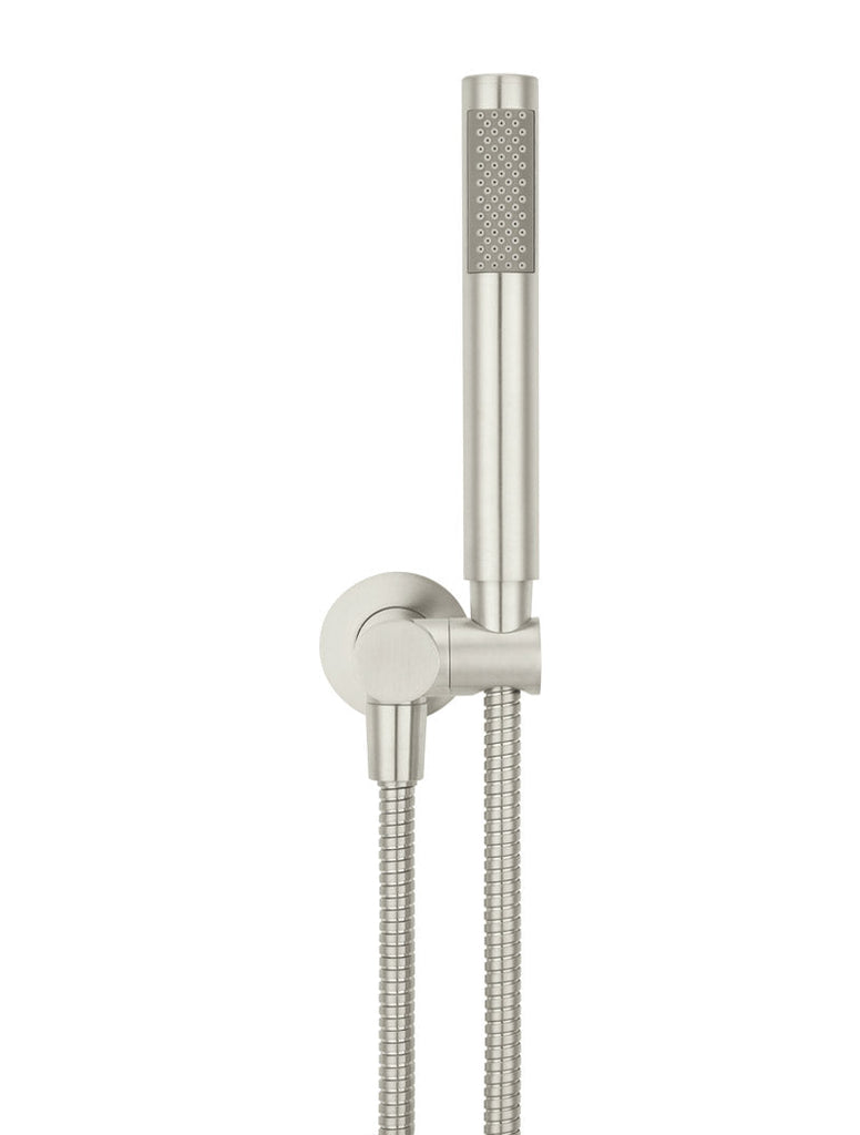 ROUND SHOWER ON SWIVEL BRACKET