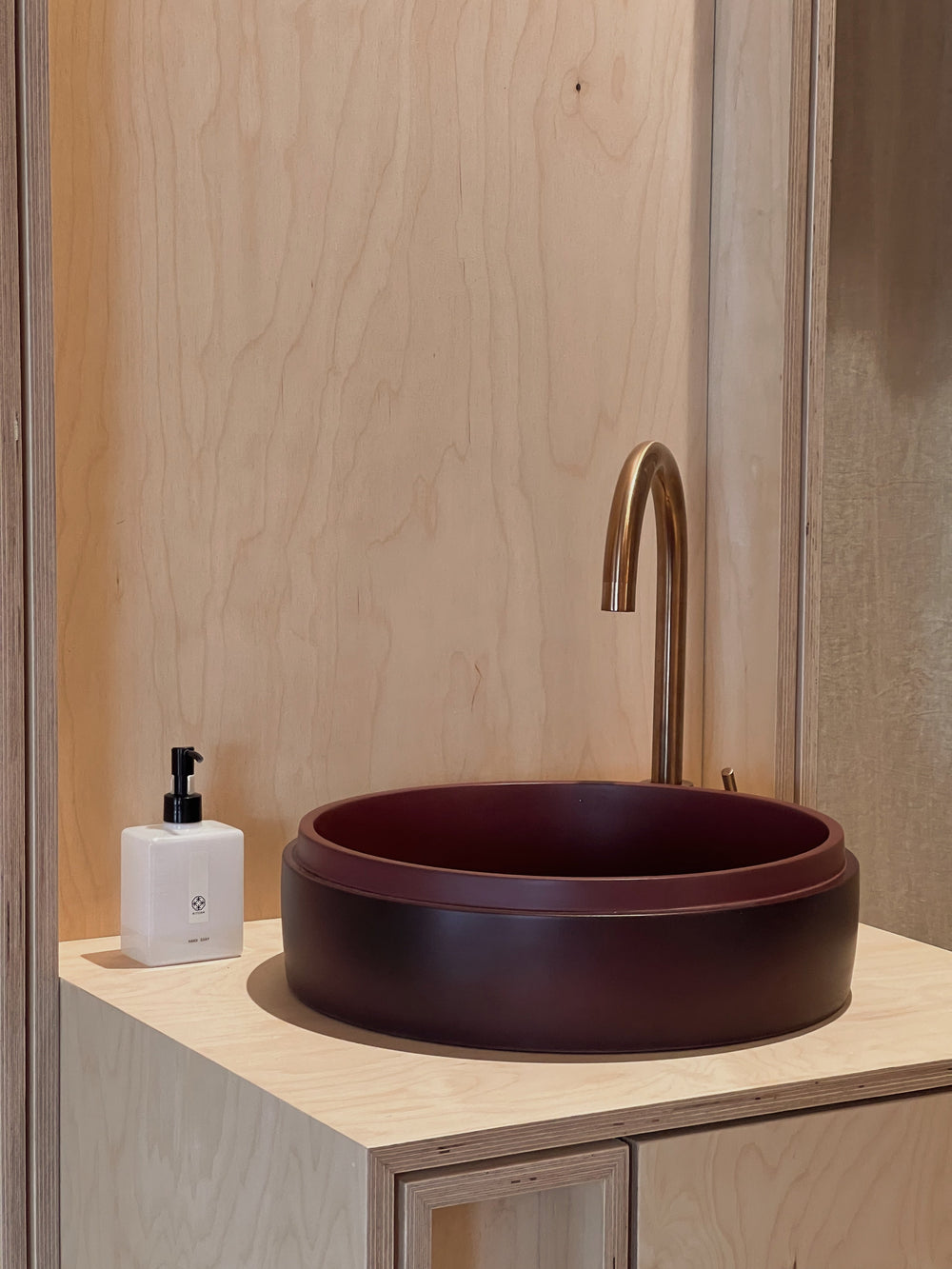 Stepp Circle Basin (Clay)