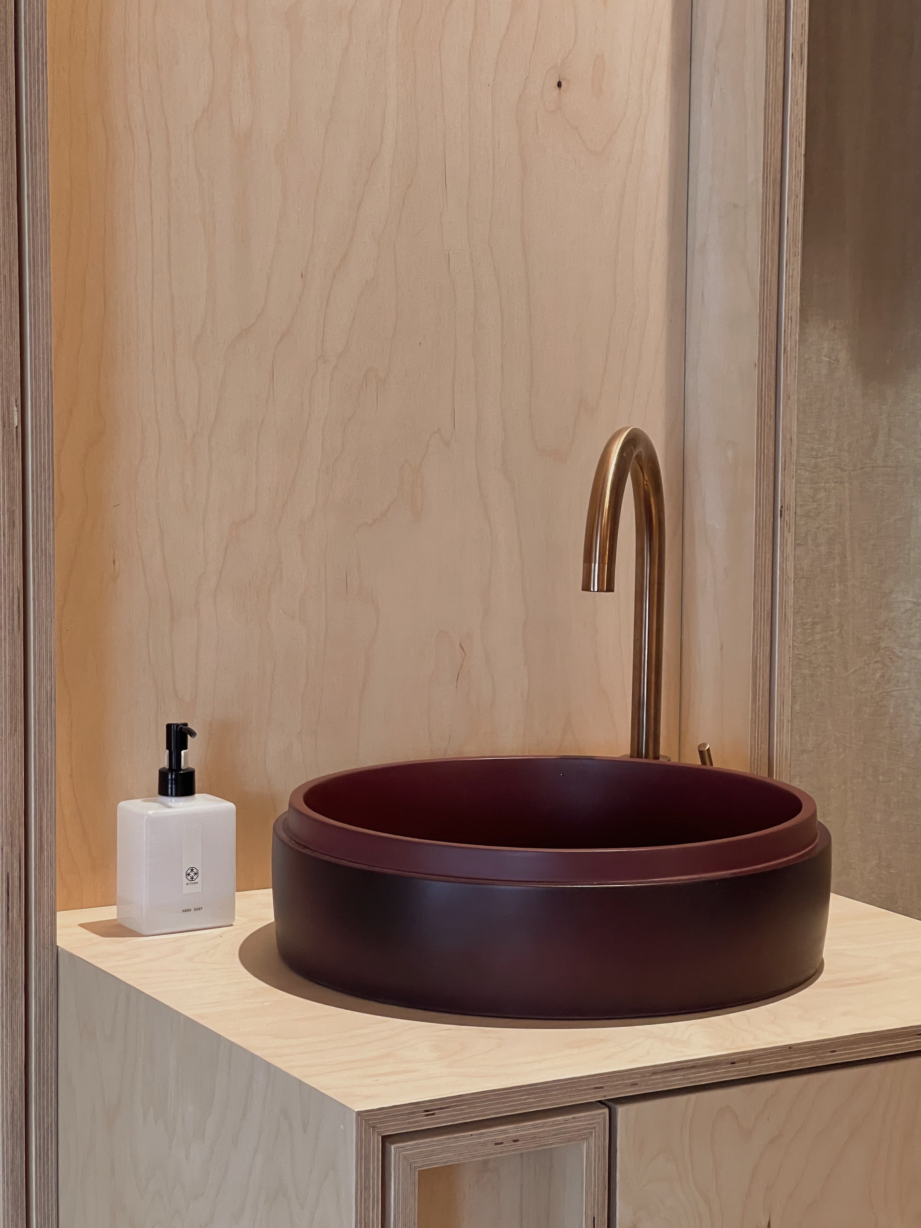 Stepp Circle Basin (Clay)