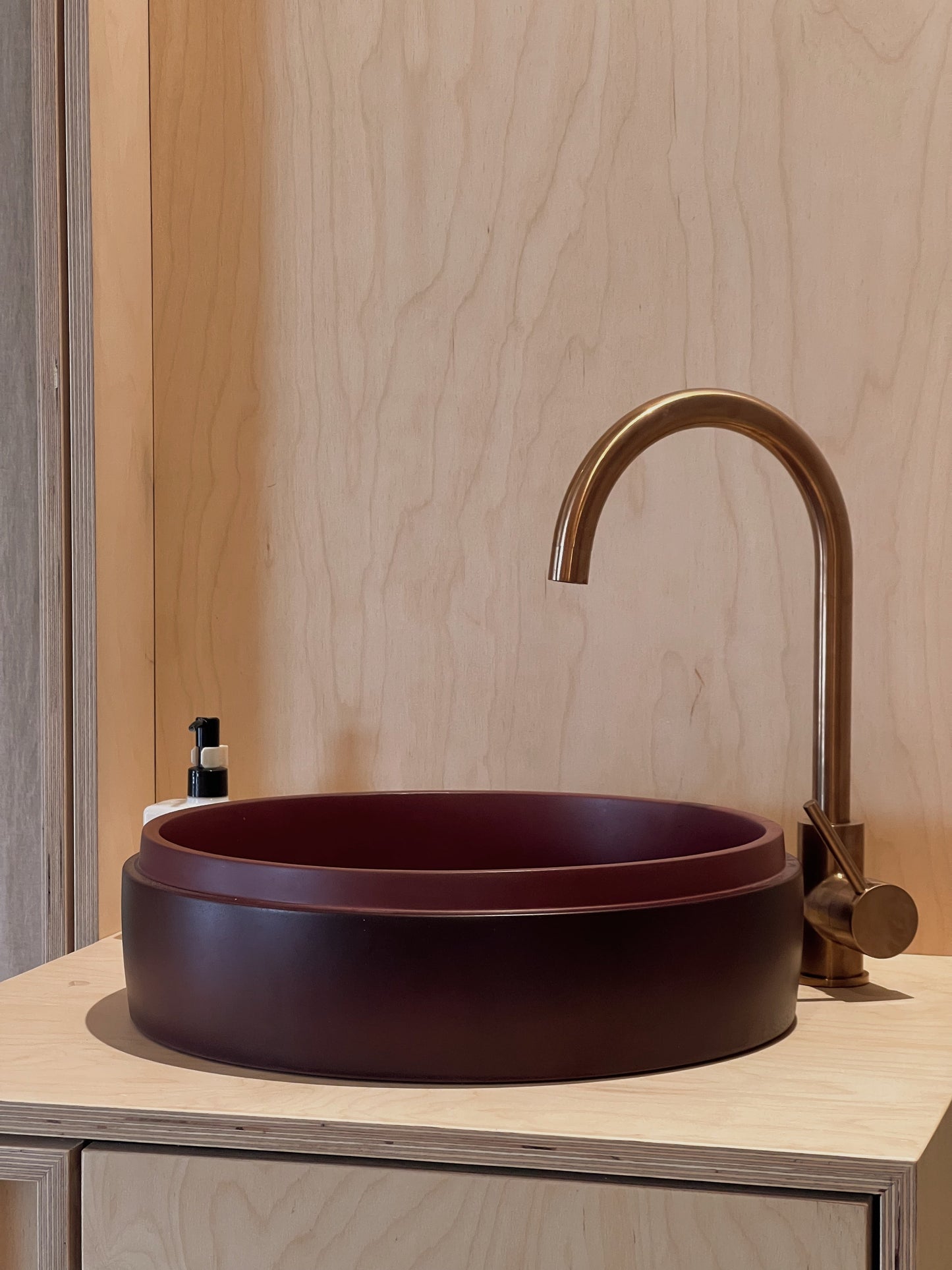Stepp Circle Basin (Clay)