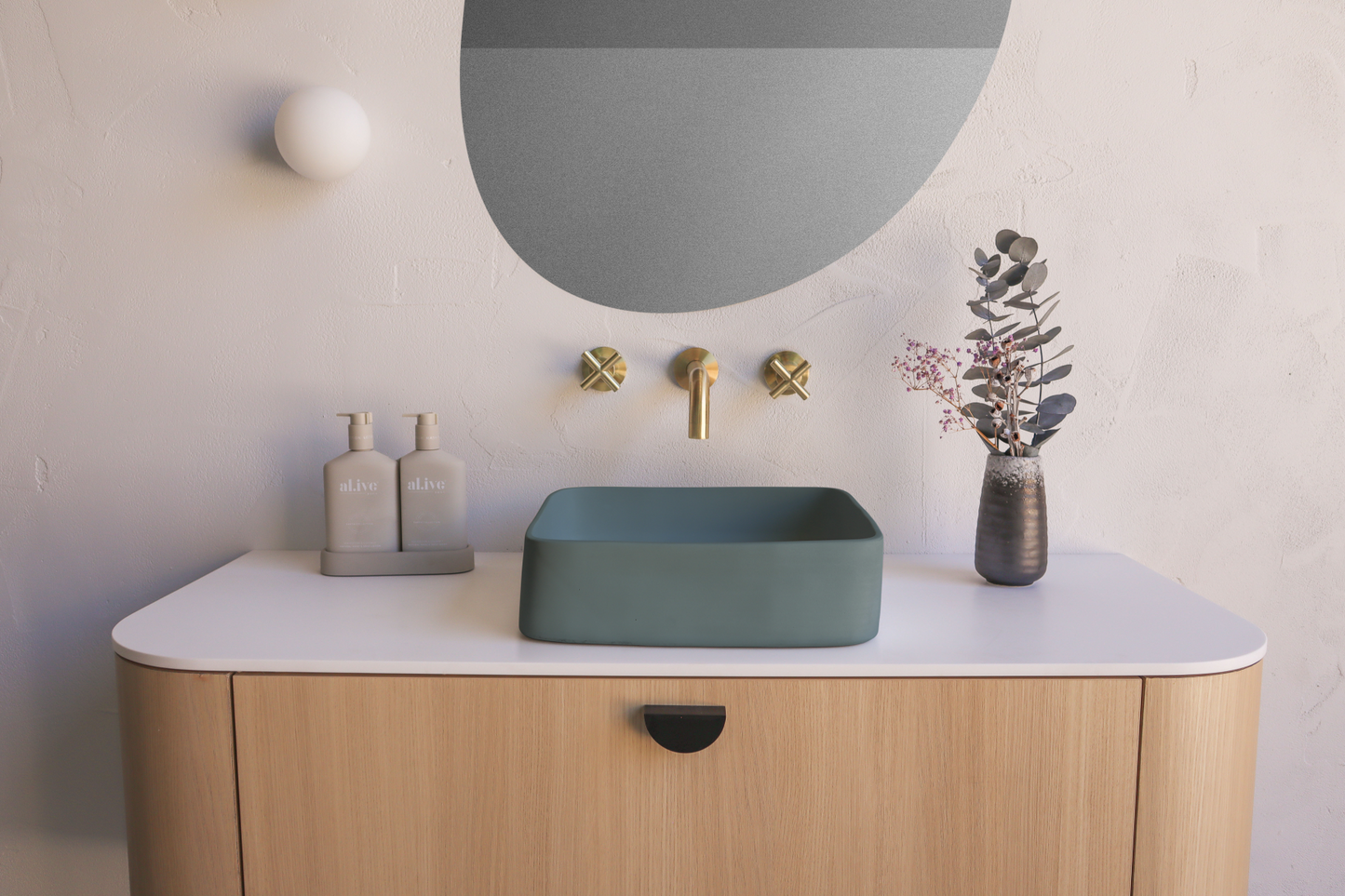 Cast Basin (Rowboat)