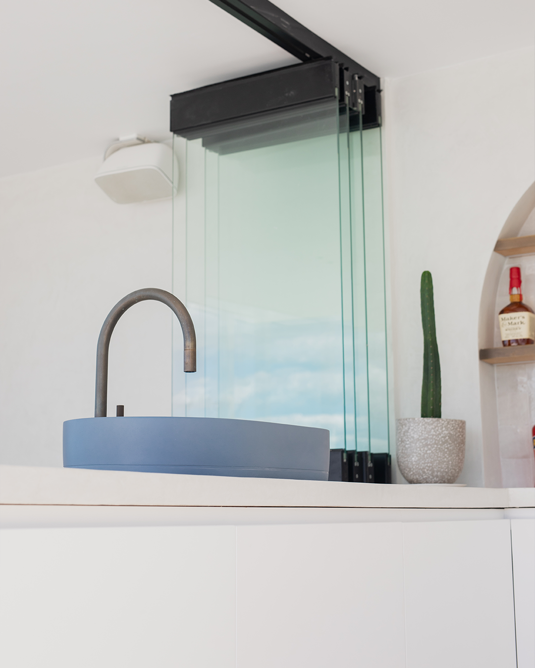 Pill Basin (Copan Blue)